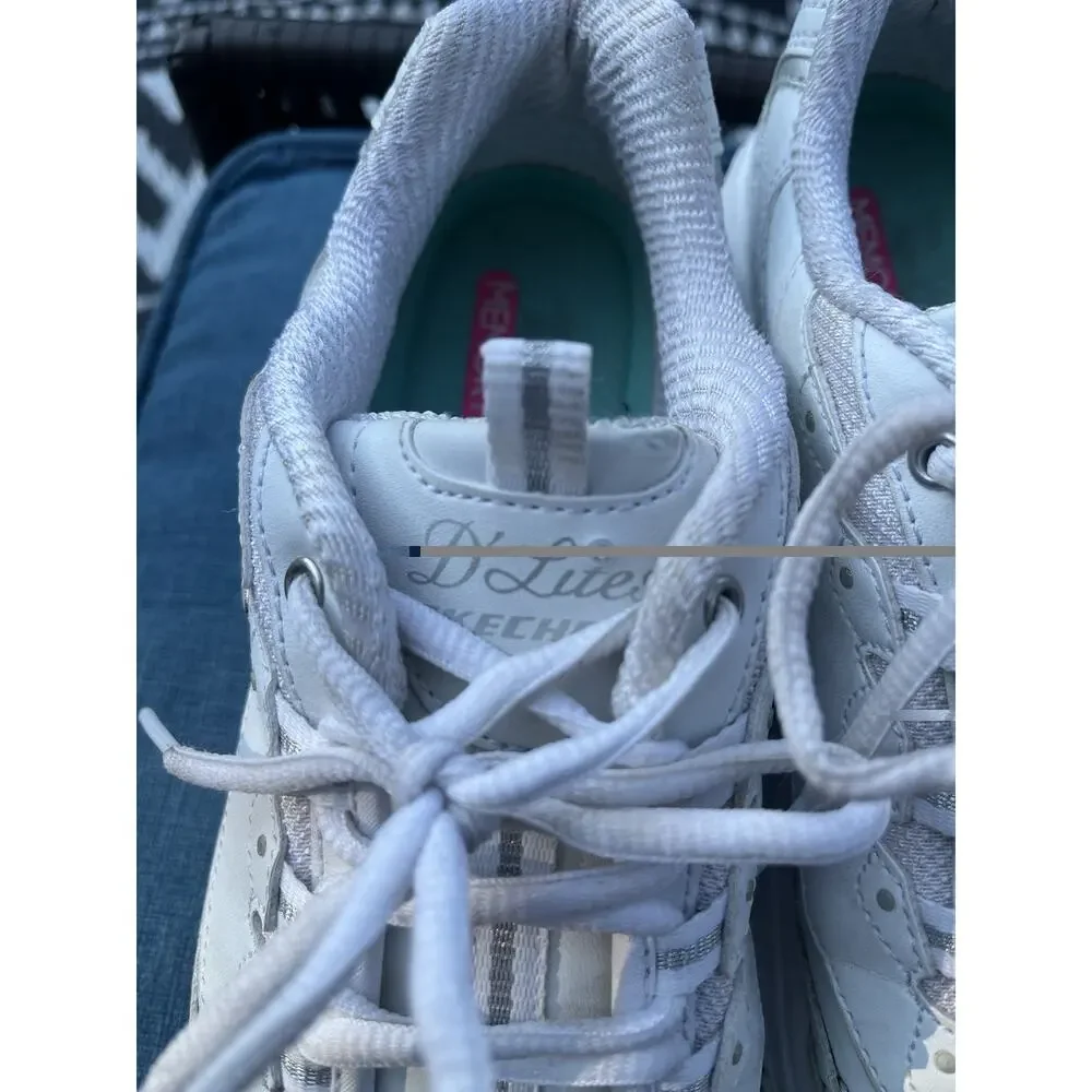 Skecher’s D’Lites Air Cooled Memory Foam Sneakers Size 9.5